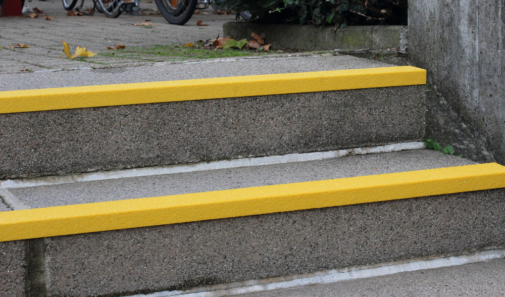 Antislip stair nosing GRP, D 230, W 1000 mm, front 30 mm, black, front yellow, 1 piece - 1