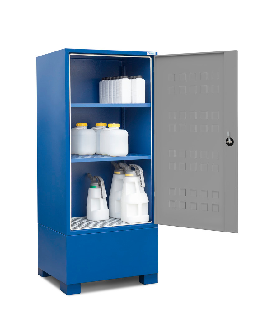 SteelSafe hazardous materials depot D1, with doors and 2 shelves for small containers - 1