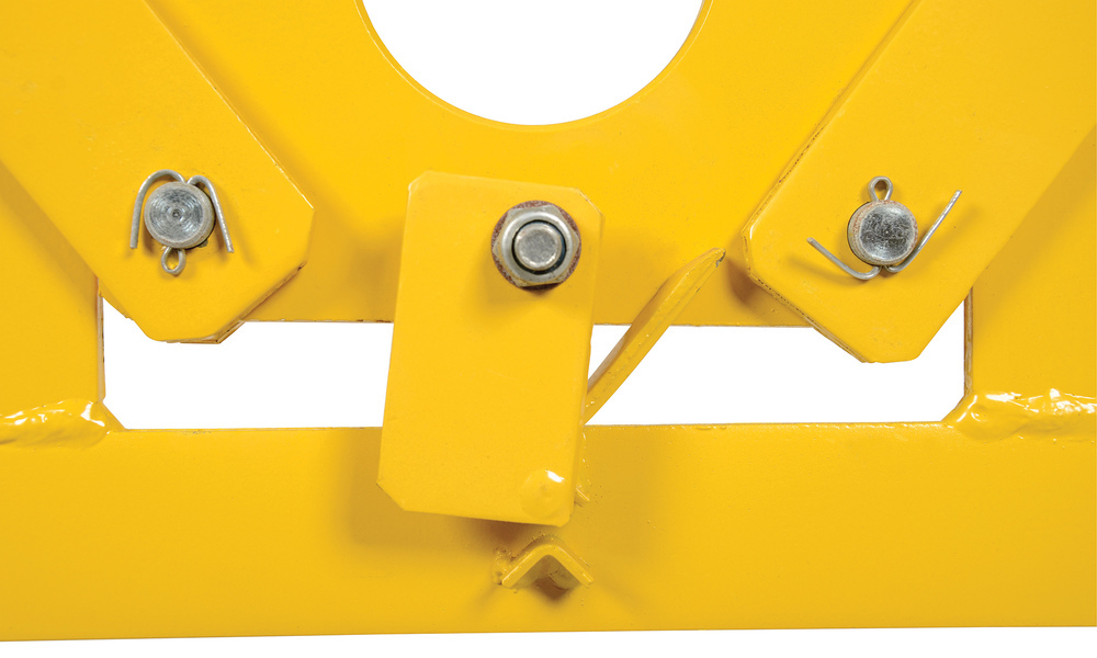 Vertical Drum Lifter - 1000 lbs Capacity - Steel Construction - Yellow - 2