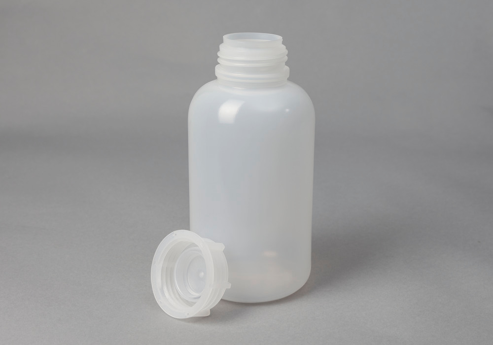 Wide necked bottles in LDPE, round, natural-transparent, 2000 ml, 12 pieces