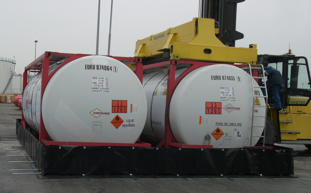 L-Bracket Containment Berm - 5984 Gallon Sump Capacity - 20 ft x 20 ft x 2 ft - 48-20202-BK-SS - 1
