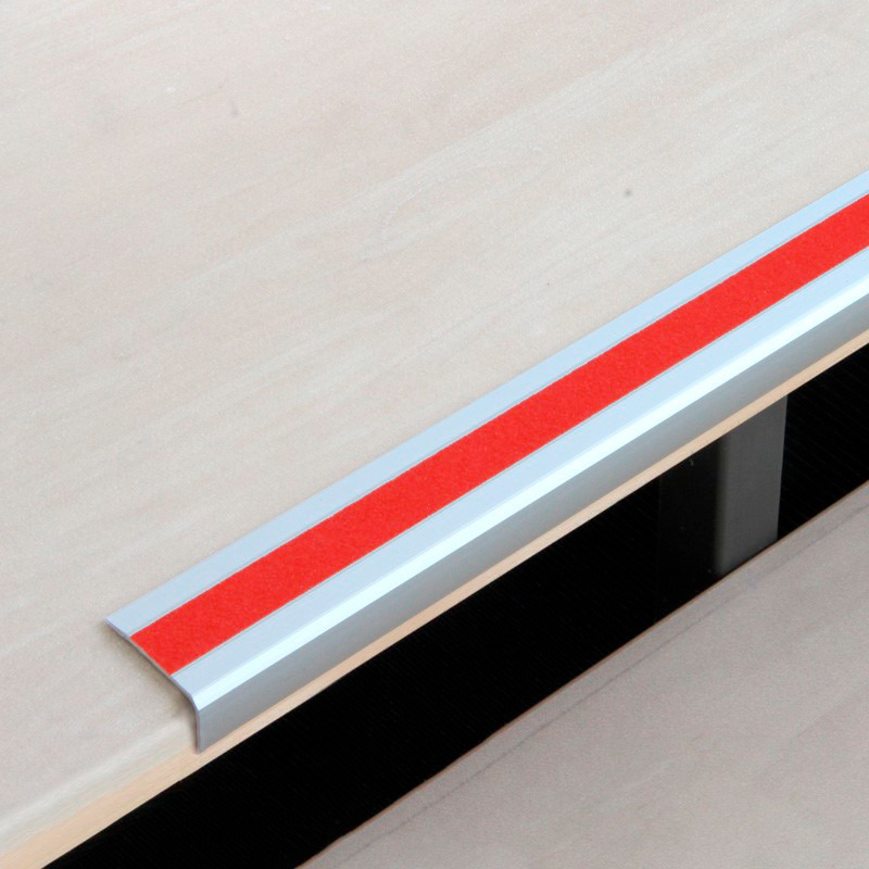 Perfil de borde de peldaño antideslizante, aluminio m2 Easy Clean rojo, ancho 610 mm, grosor 4 mm - 1