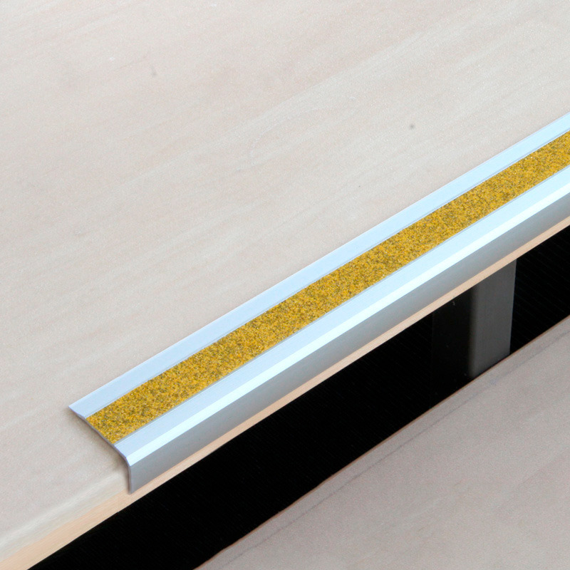 Sklisikker trappeprofil, aluminium m2, Public 46, gul, B 1000 mm, til å lime på - 1