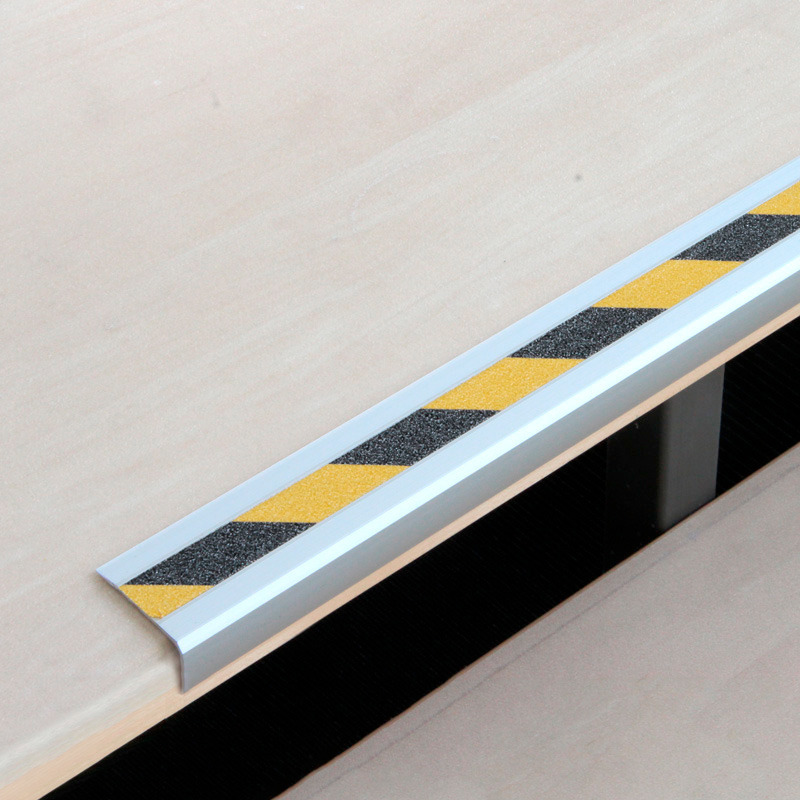 Perfil de borde para peldaño antideslizante, aluminio m2, negro/amarillo, ancho 1000 mm, adhesivo - 1