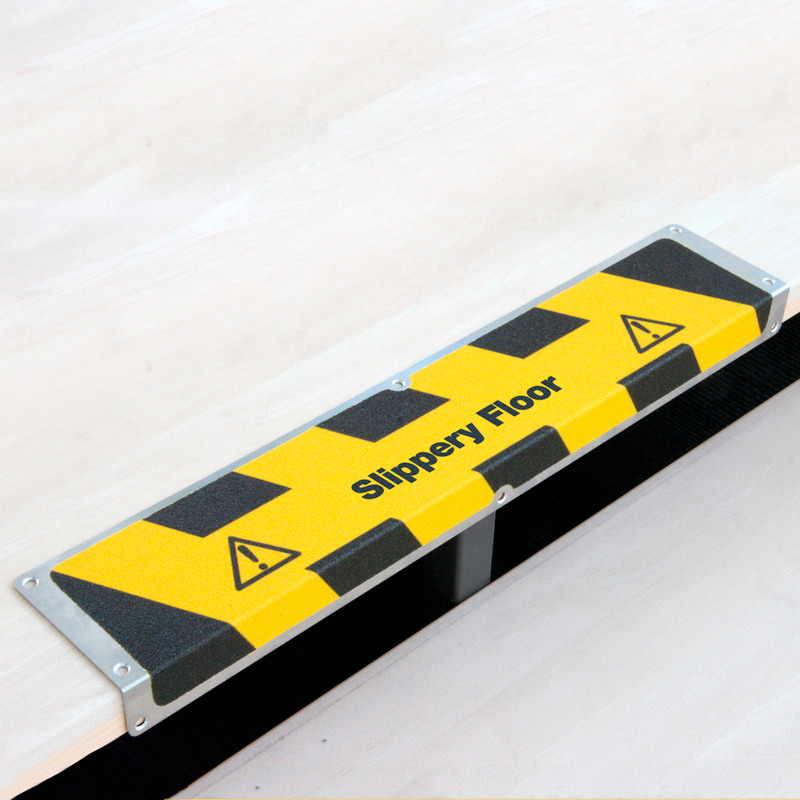 Perfil para rebordo anti-derrapante, alumínio, "Slippery Floor", largura 635 mm - 1