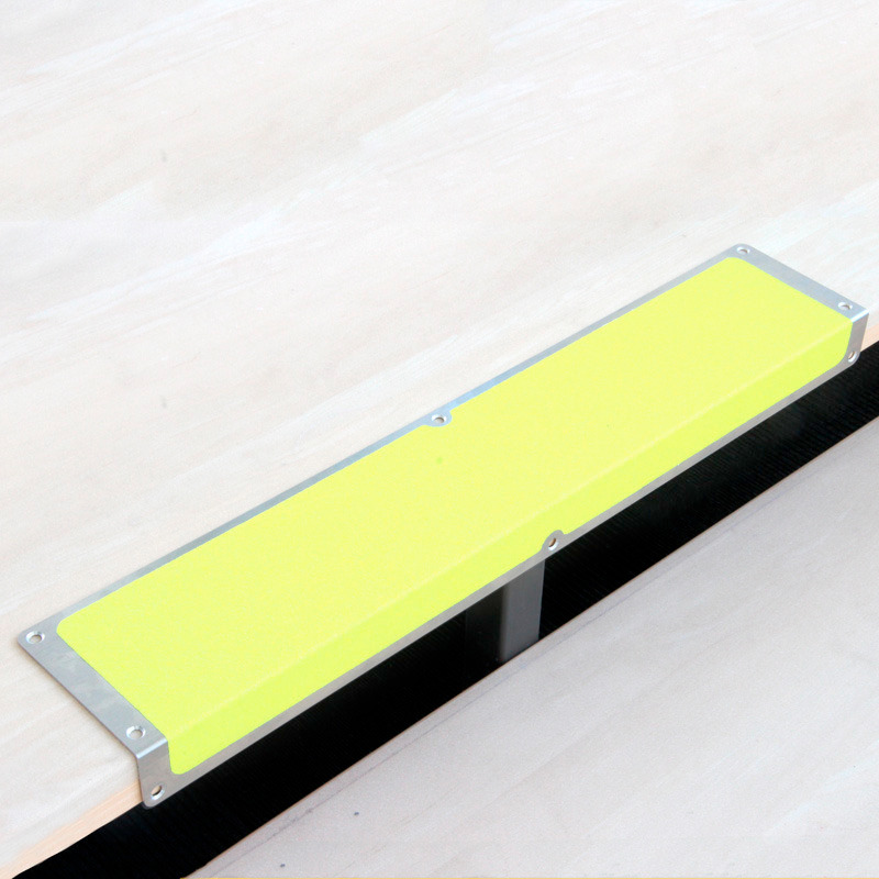 Antirutschkantenprofil, Aluminium m2, Signalfarbe, gelb, B 635 mm - 1