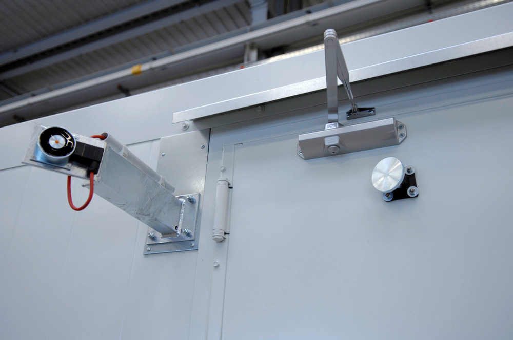 Certifikované aretační zařízení dveří pro protipožární sklady s 2-křídlovými dveřmi - 1