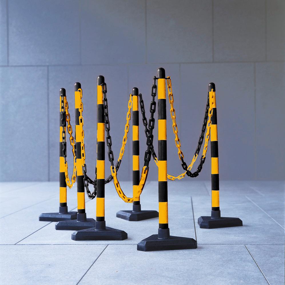 Chain barrier post set, 6 pcs, 870 mm, 10 m chain, yell/blck, triangle plastic base, concrete filled - 1