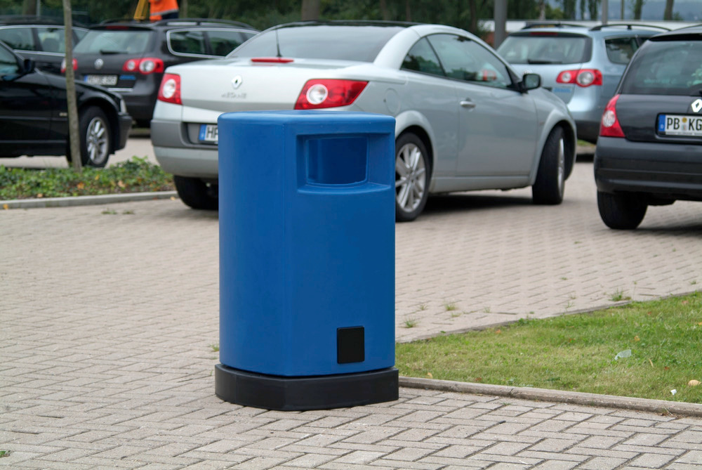 Afvalbak van PE, met verzinkte binnenbak, inhoud 80 liter, blauwe bak, zwarte sokkel - 1