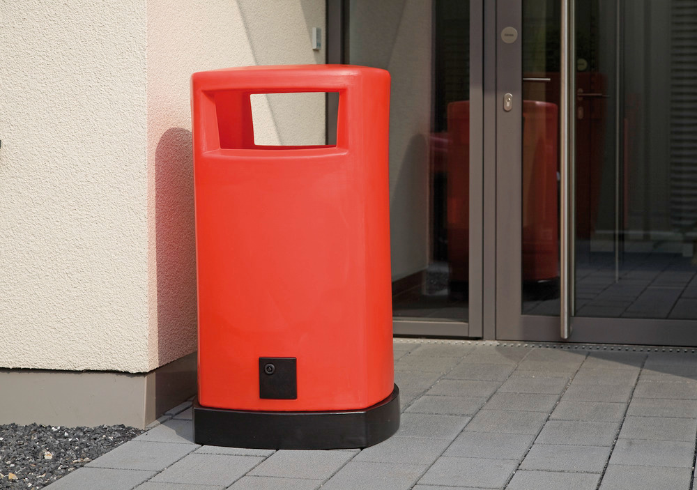 Papperskorg av PE, med förzinkad innerbehållare, vol. 80 liter, röd kropp, svart sockel - 4