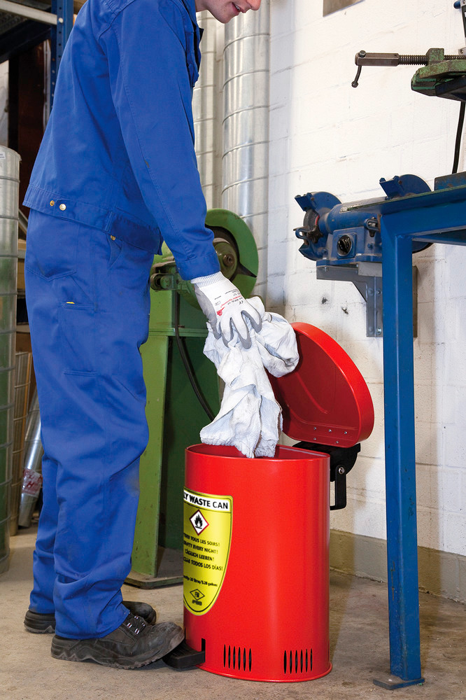 Safe disposal bin 65 l, steel, red - 3