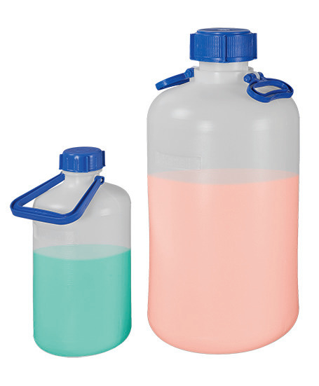 Szélesnyakú palackok PE-HD-ből, hordozó füllel és csavaros kupakkal, 5 l - 2