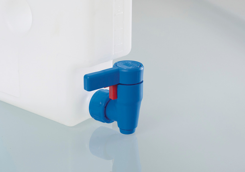 Plastic compact container faucet with 3/4" - 1