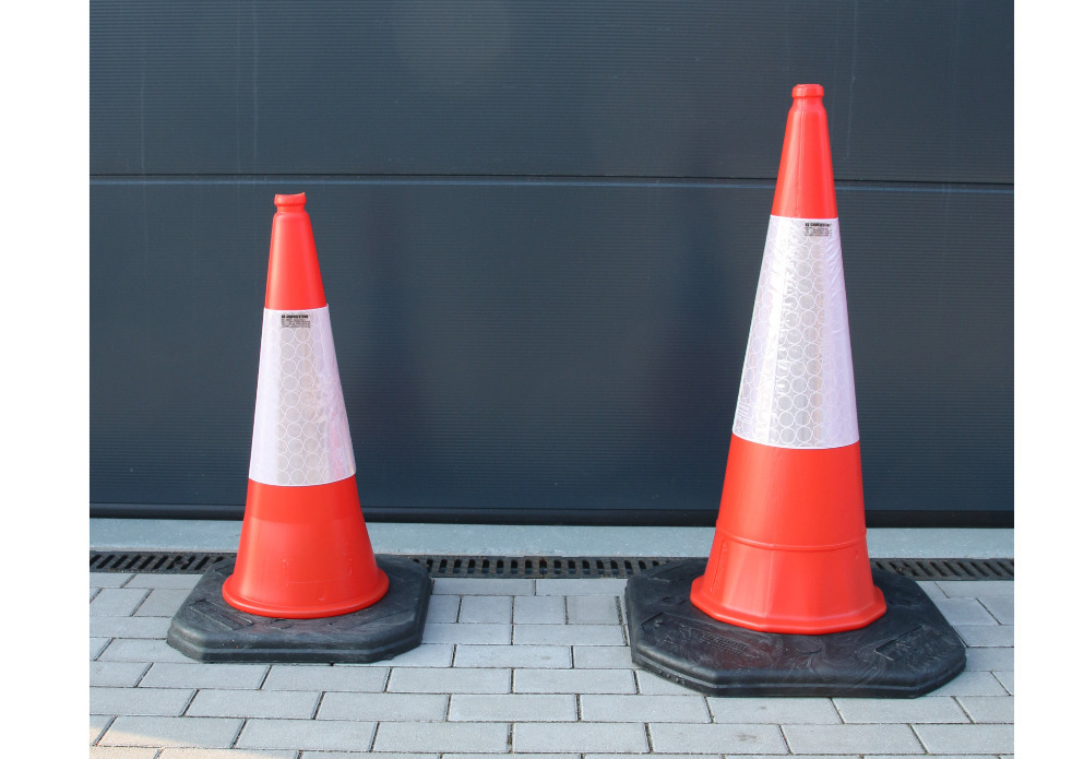 Traffic cone Allroundline, with 1 white ring, black base, H 750 mm