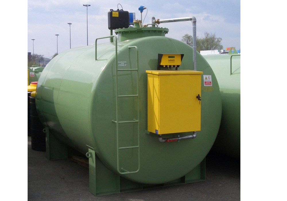 Dvouplášťová nádrž dle UNI EN 12285, objem 10000 litrů, s elektro čerpadlem, 70 l / min - 2
