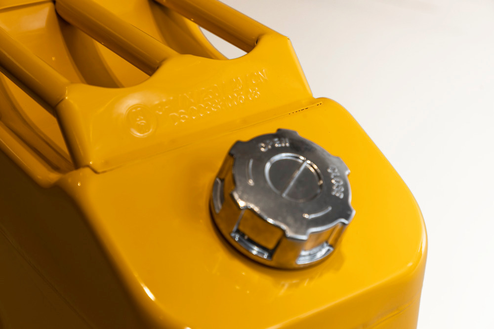 Sikkerhetskanne i stål, med skrulokk og helletut, gul, 20 liter - 4