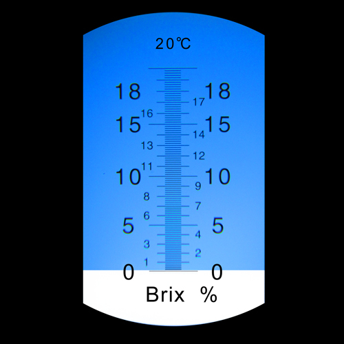 Refraktometri PCE, voiteluaineiden, öljyjen ja mehujen mittaukseen, 0-18 % Brix - 2
