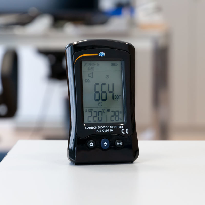 Appareil de mesure de la qualité de l'air PCE-CMM, CO2, température, humidité, avec 3 écrans LCD - 7