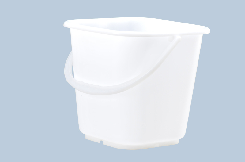 Průmyslový plastový kbelík, objem 14 l, hranatý, výlevka, vhodný do potravinářství, BJ = 6 ks - 1