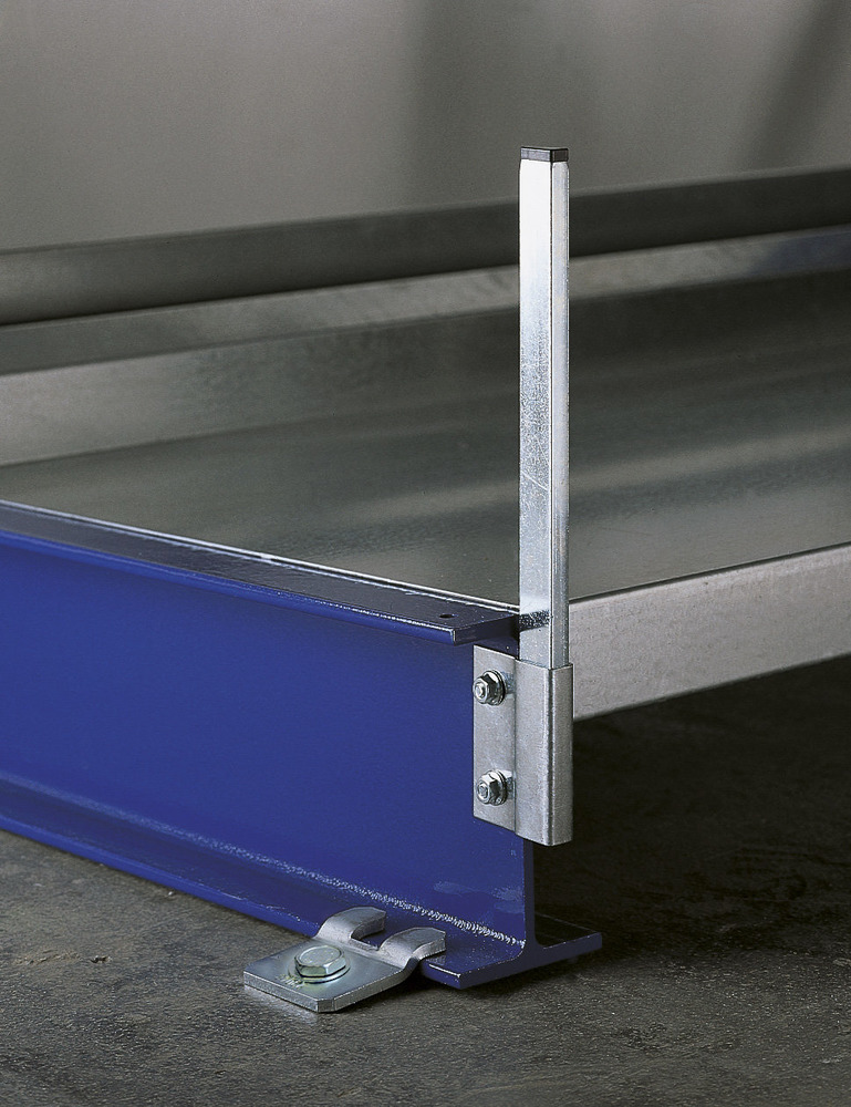 Roll-off mandrel support for base section of cantilever racking - 1