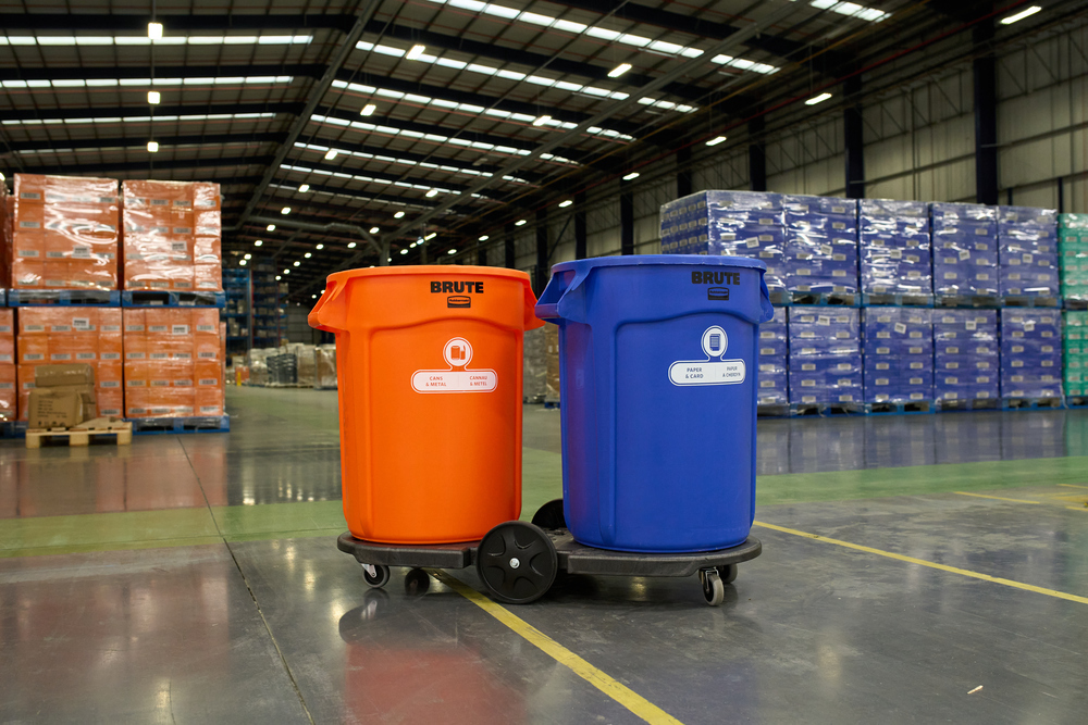Multipurpose container in polyethylene, 120 litre volume, orange - 3