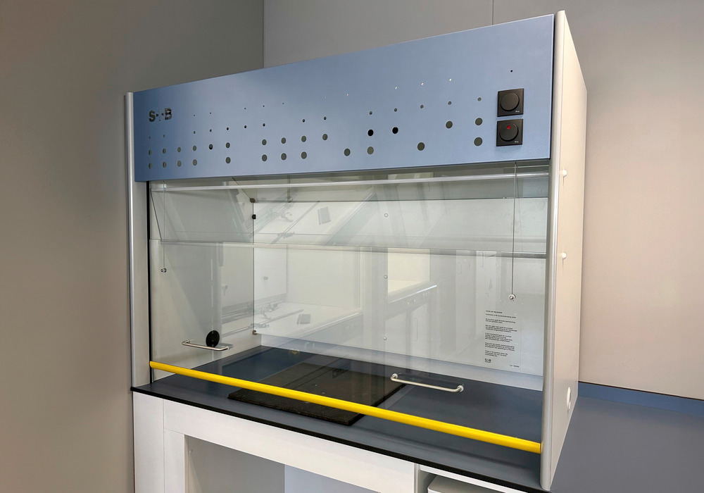 Bench top fume cupboard - 2