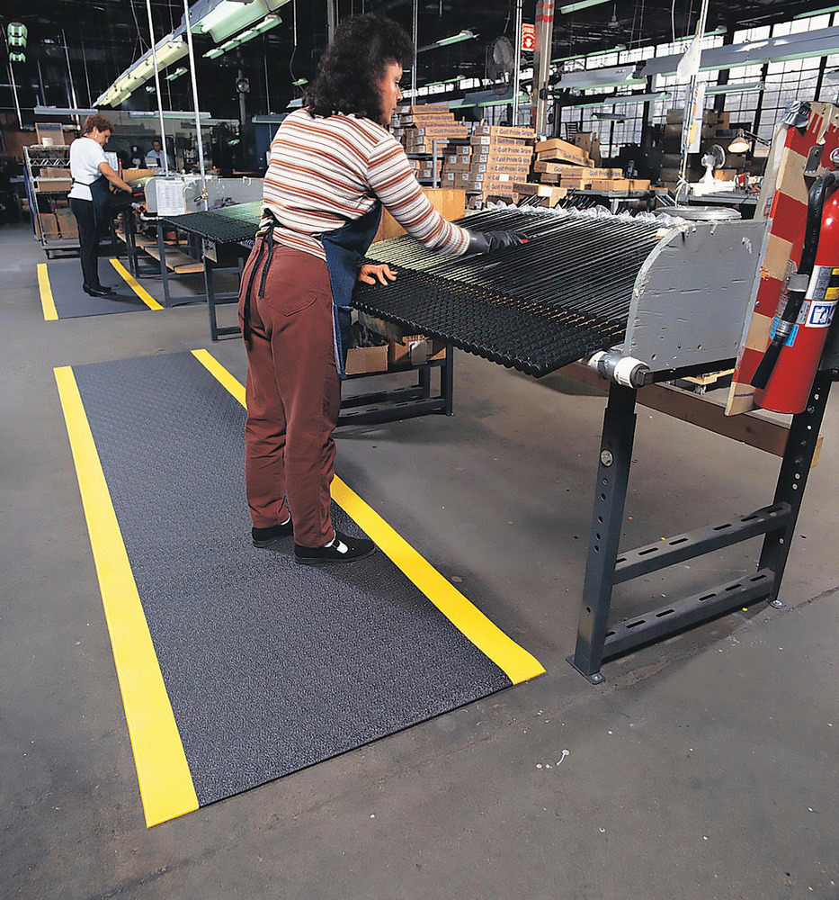 Anti-fatigue flooring for dry work areas, width 0.9m, max. length 18m, black/yellow - 2